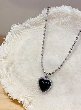 Kpop Black Hear Necklace French Meal Love Clavicle Chain Kor