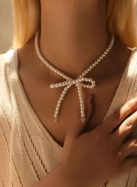 Fashion Handmade Whie Pearl Bowkno Pendan Necklace for Women