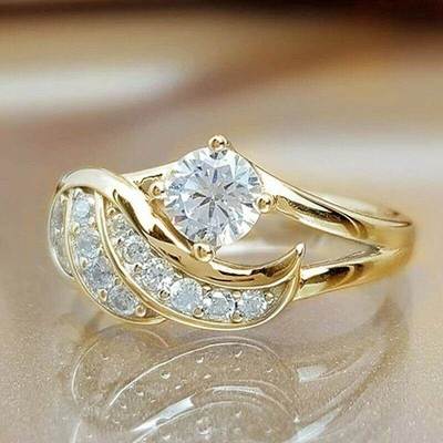 Classic Fashion Women Rings Metal Gold Color White Zircon Ri