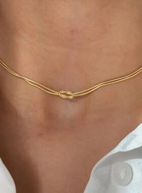 Sainless Seel Gold Color Knoed Snake Chain Necklace for Wome
