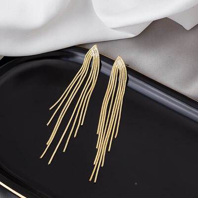 New Vintage Popular Long Earrings For Women Gold Color Tasse