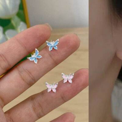 Fashionable and Sweet Drip Oil Butterfly Earrings Compact