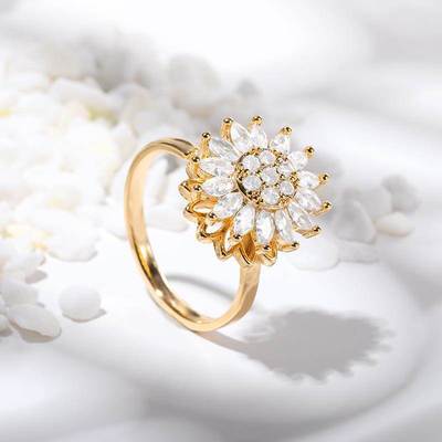 Fashion Crystal Sunflower Rings For Women Rotatable Anti Sre