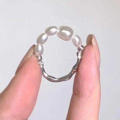 Fashion Temperamen Pearl Elasic Rope Ring Rero Irregular Mea