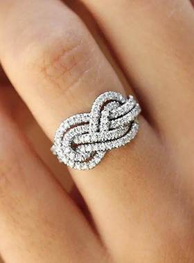 Huitan 2023 New Woman Ring Twist Infinite Shape Crystal Cubi