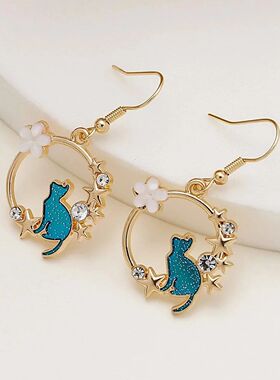Cartoon kitten geometric circle garland earrings Sweet tempe