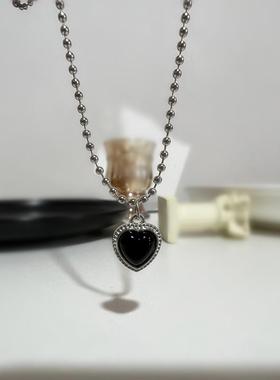 Kpop Black Heart Necklace French Metal Love Clavicle Chain K