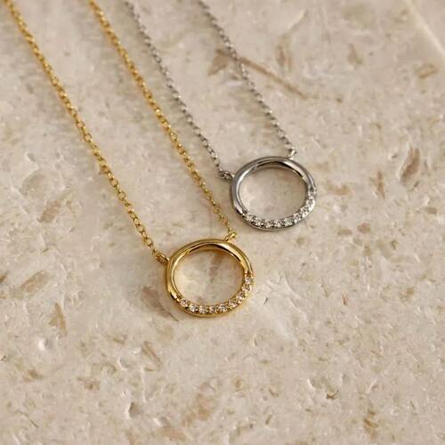 Fashion Hollow Round Pendant Necklaces for Women Simple Gold