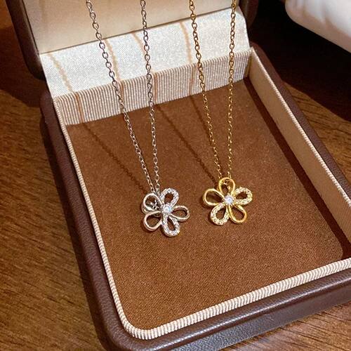 Stainless Steel Zircon Flower Necklace for Women Luxury Rhin