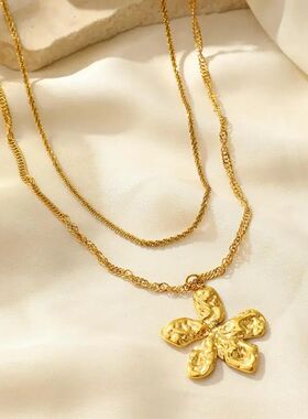 Sainless Seel Hammer Texure Flower Pendan Necklaces for Wome
