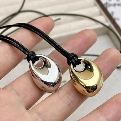 Unisex Adjusable PU Leaher Cord Necklace Irregular Bean Pend