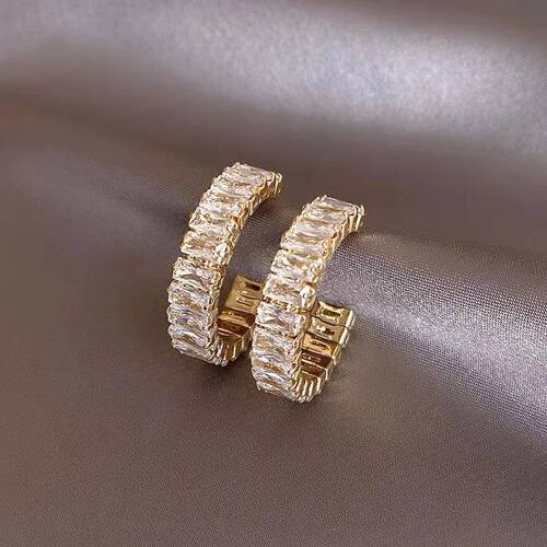 2023 New Fashion Unique Design Elegant Exquisite Light Luxur