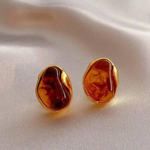 European and American cross-border earrings with a high-end