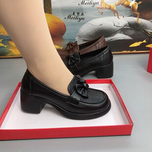 单鞋女春夏新款粗跟圆头乐福鞋一脚蹬女士小皮鞋厚底高跟浅口鞋子