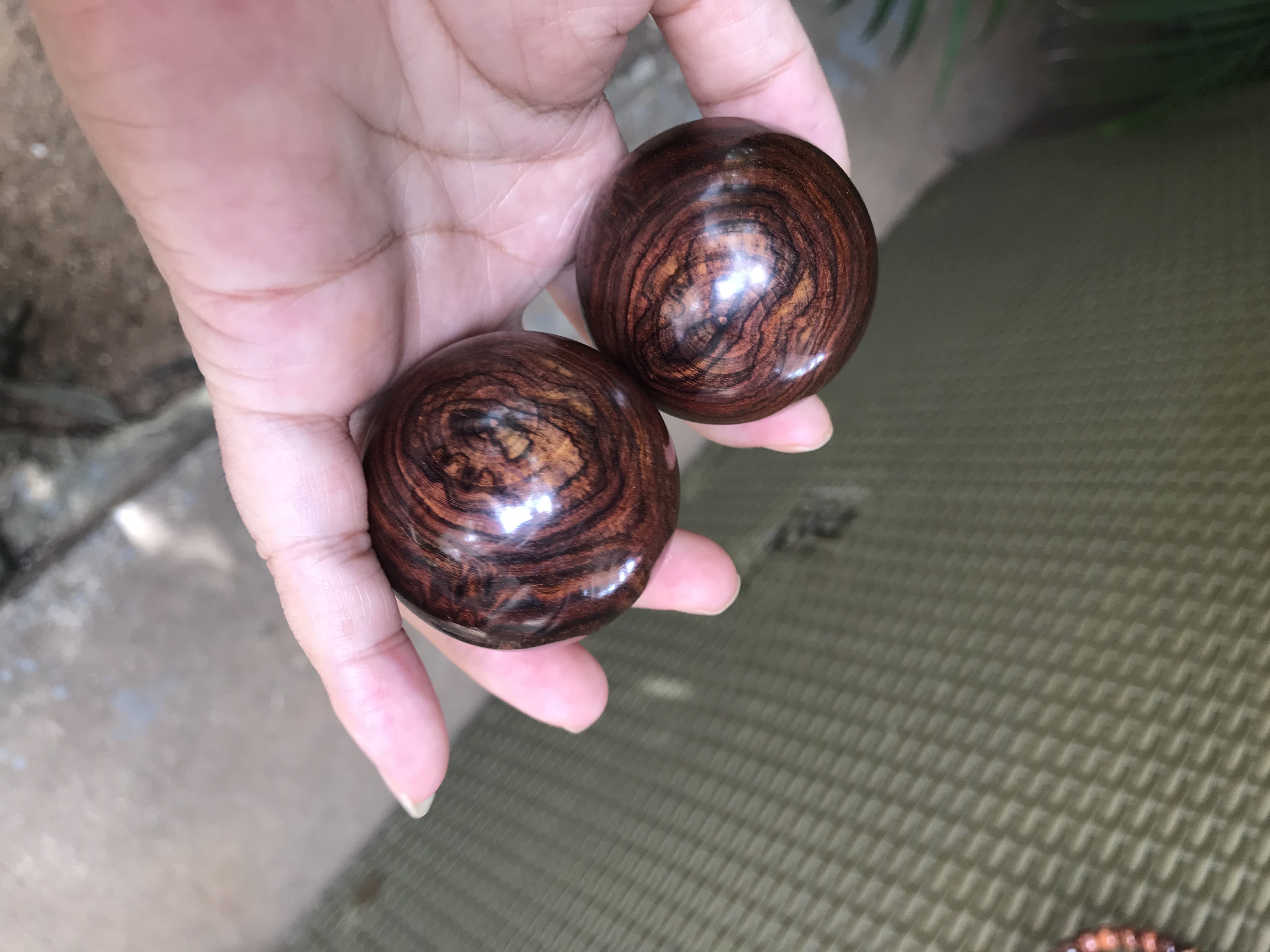 海南黄花梨4.5对眼保健球手球健身球按摩球红木实心木质精品收藏图片