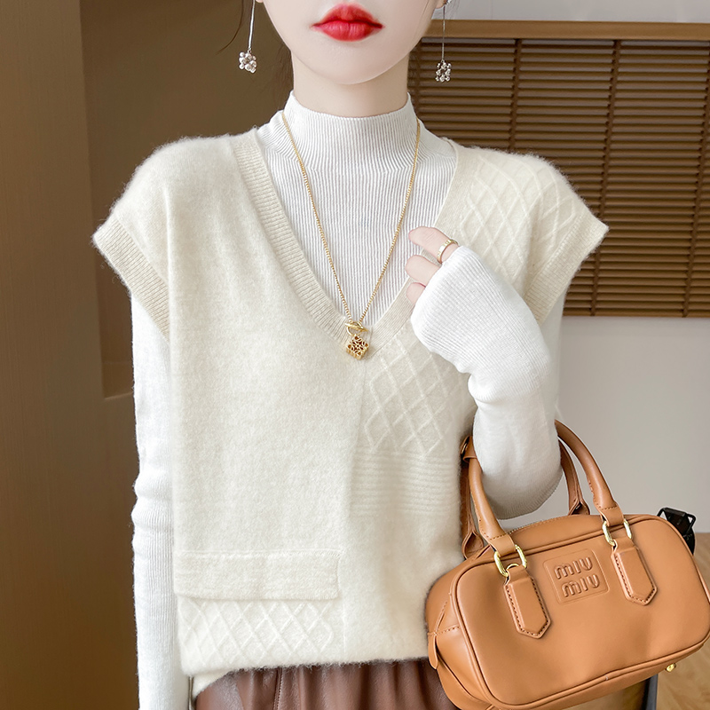 秋冬新款V领宽松纯羊绒马甲背心女宽松时尚个性不规则打底针织衫