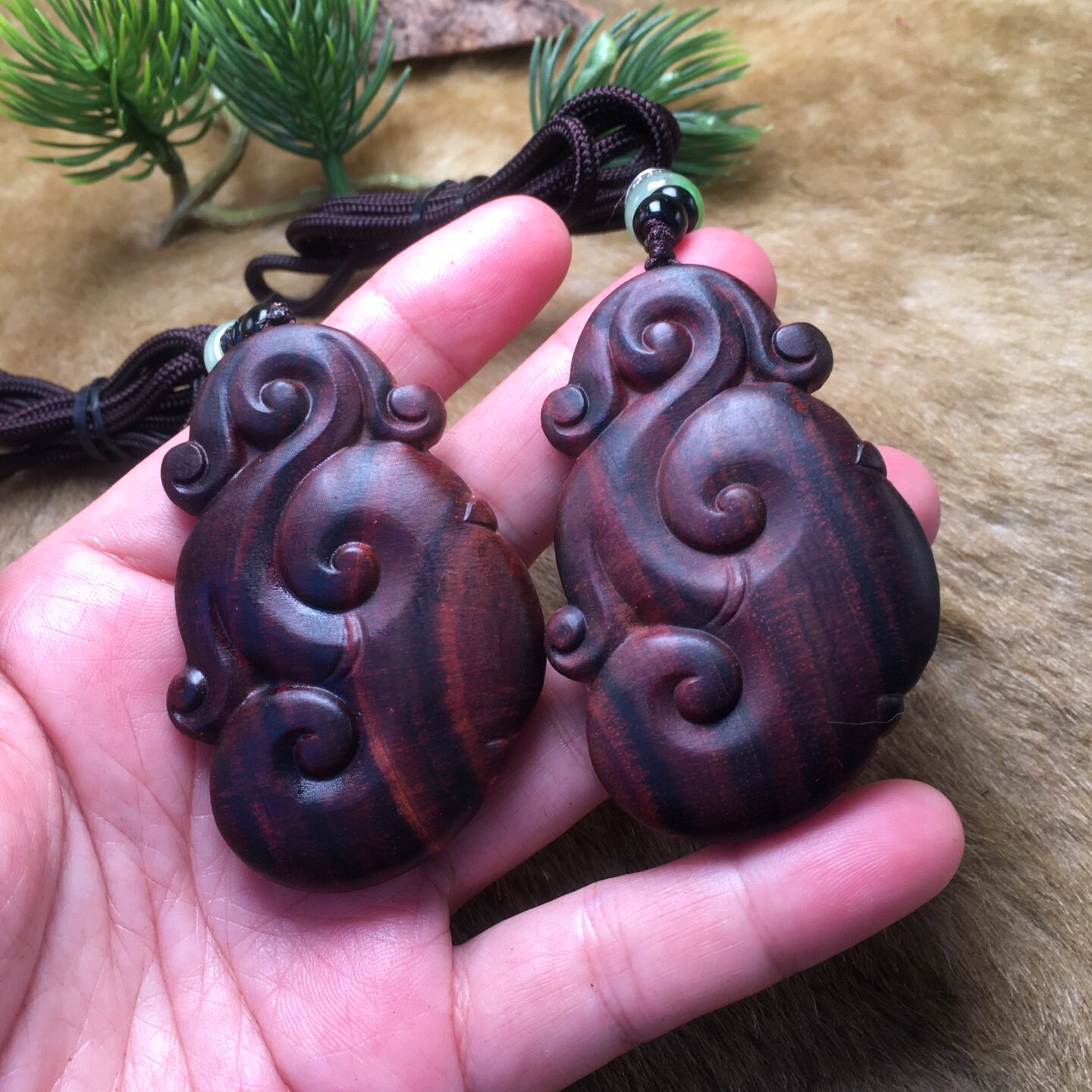 海南黄花梨木雕灵芝如意项链吊坠木制精雕复古寓意好物手把挂件