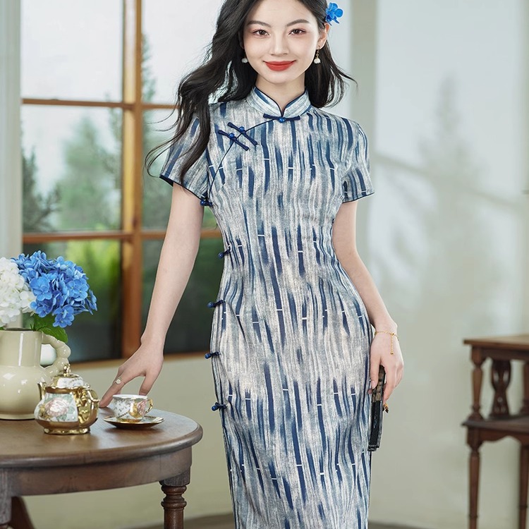 日常长款棉麻旗袍改良女新中式条纹气质连衣裙年轻款夏季2025新款