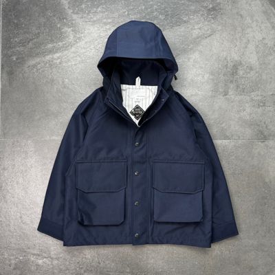 nanamica连帽冲锋衣防风