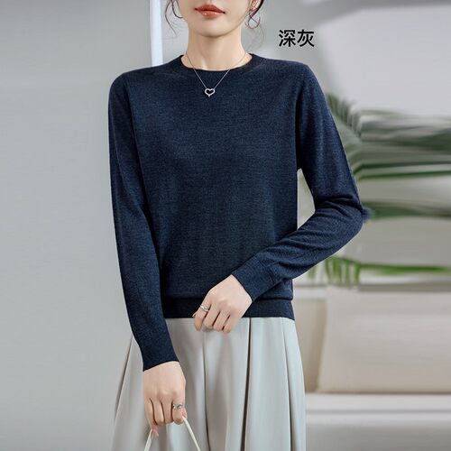 简约风超细美丽诺羊毛衫女薄款圆领套头针织打底衫宽松内搭秋冬款