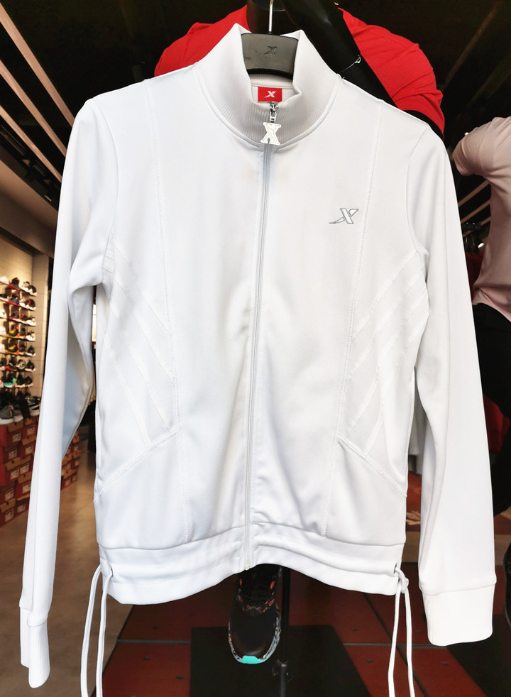 特步新款女子春季网球系列针织上衣涤双面组织布FW390218