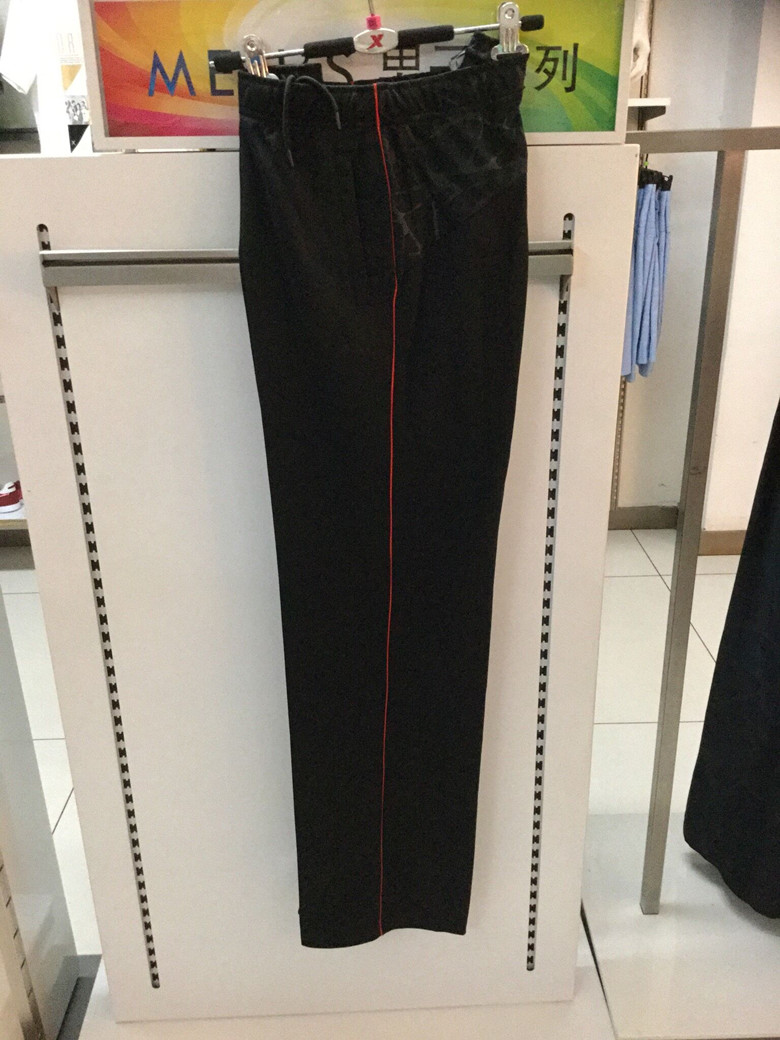 惊爆系带黑色透气XTEP特步防风综合运动休闲训练春季刺绣超轻