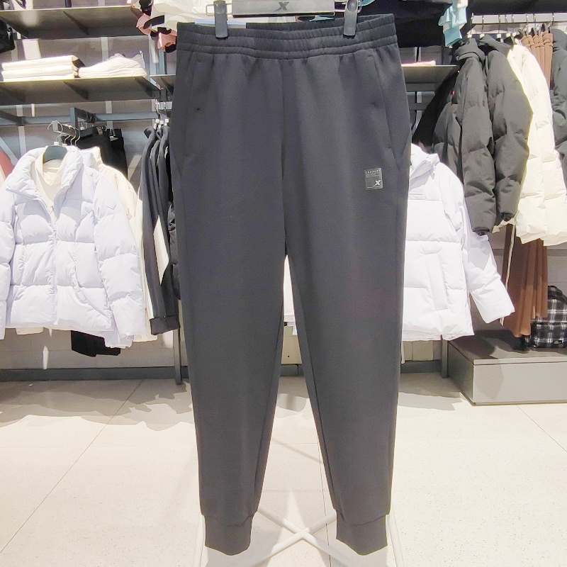 特步男子新款舒适透气束脚裤运动裤975329630079