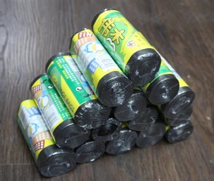 家用加厚塑料袋环保袋厨房中号袋子50只装 伟杰垃圾袋47 55点断式