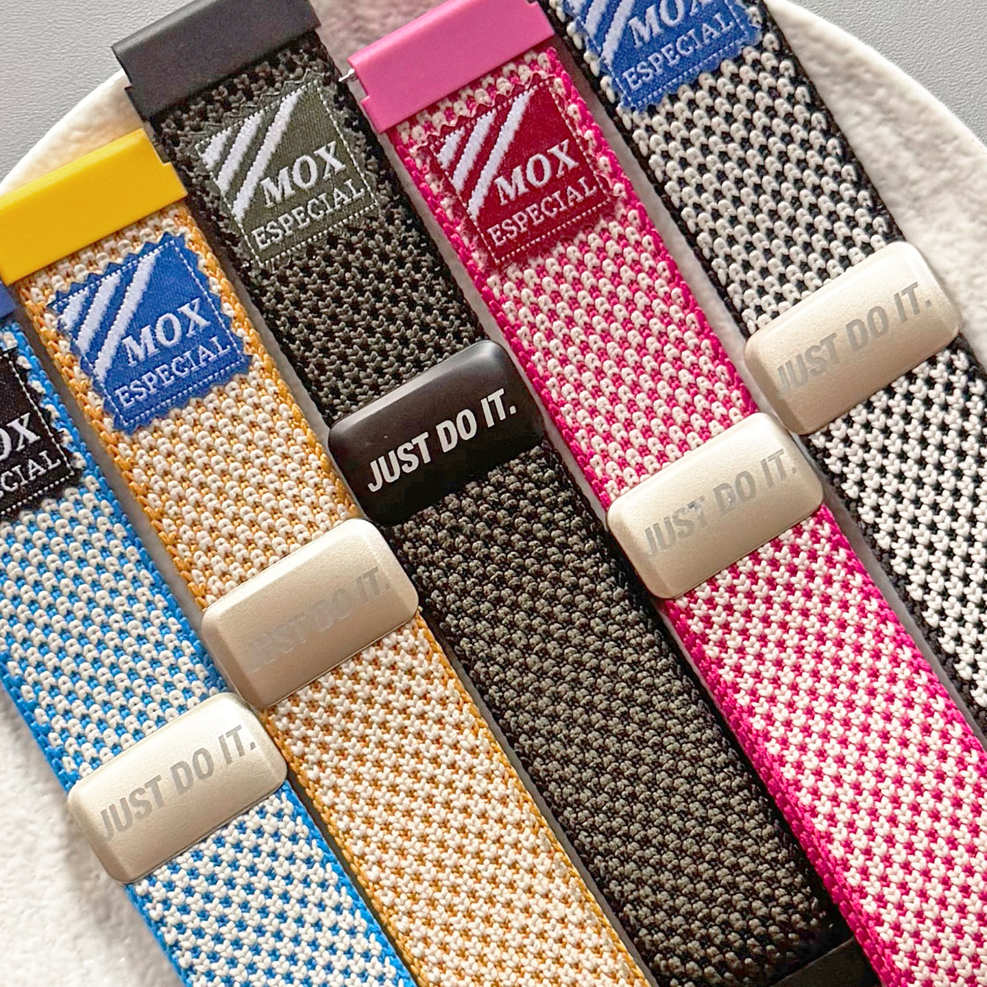 千鸟格标签尼龙磁吸GT5适用华为GT6手表watch4表带fit4苹果11小米