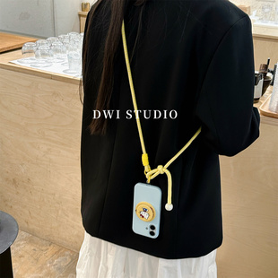 DWI STUDIO斜挎黄蓝撞色Kitty磁吸挂绳手机壳16promax/14适用苹果17pro/15promax/13新款iPhone17液态硅胶壳