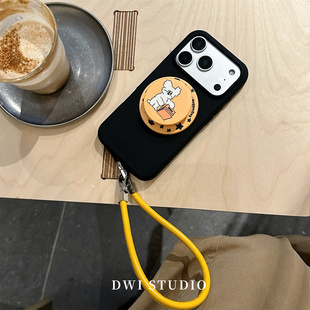 DWI STUDIO可爱线条黄色小狗挂绳手机壳17promax全包AI按键适用苹果16promaxiPhone16液态硅胶壳15/14