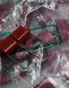 105K450 450V 1UF 1.0uf 105J450 新能源充电机薄膜电容2脚15mm脚