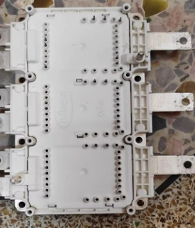 FS820R08A6P2B 新能源压缩机IGBT电源模块进口拆机测量好