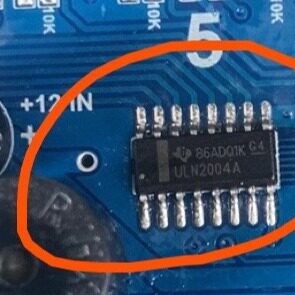 ULN2004A 汽车电脑版继电器驱动芯片 全新