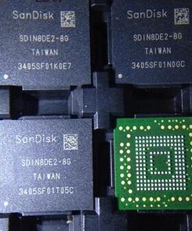 SDIN8DE2-8G 汽车电脑板8G内存 字库芯片