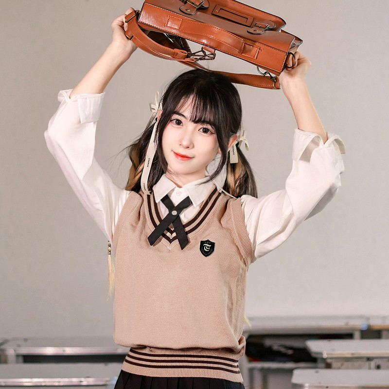 学院风针织马甲小背心女秋冬季外穿网红韩版小个子坎肩JK毛衣马夹