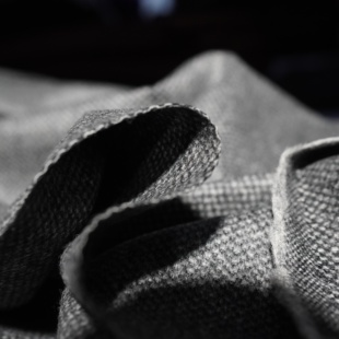 1.5m 430g 80%羊绒20%羊毛 冬阔腿裤 39号康家深灰点点提花精纺