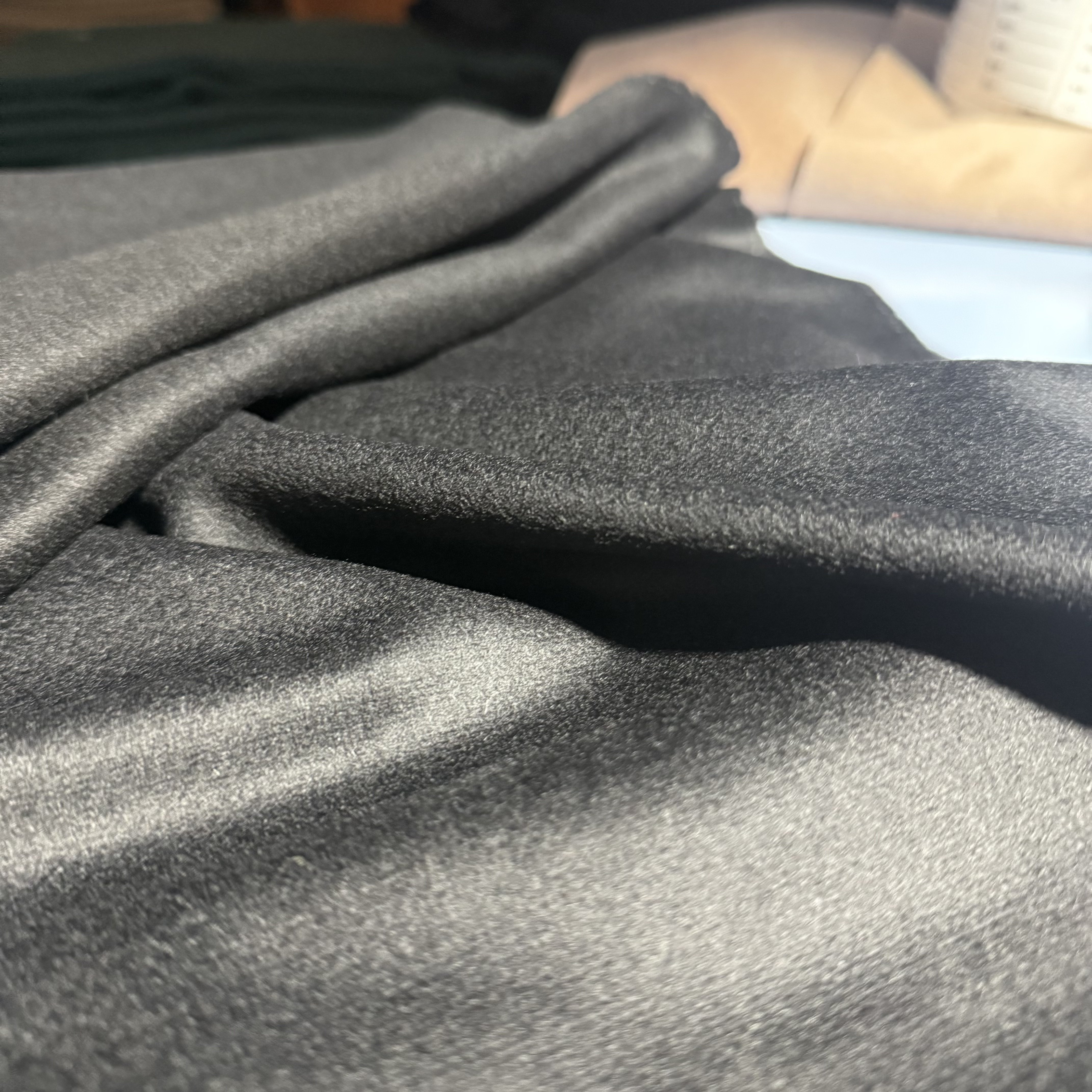 152号康平纳黑色凸凹格精纺羊绒 370g/3m 50%羊绒30%羊毛20%真丝,纺织面料/辅料/配套,毛呢布料,淘宝优惠券,粉丝福利购,淘宝优惠卷