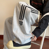 灰色
