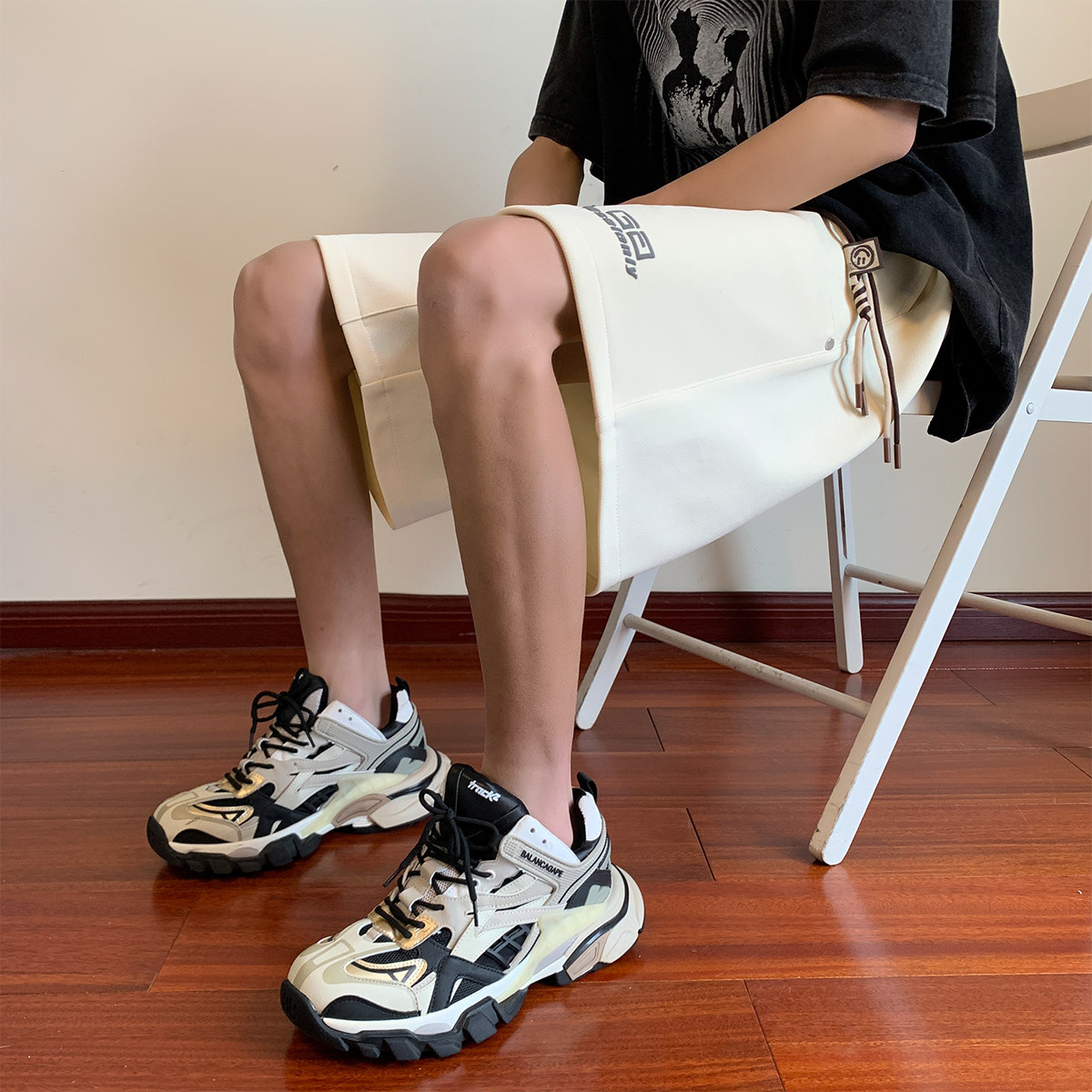 抖音品质A107-K23827-特P31菠萝格:93%聚酯纤维7%氨纶短裤,男装牛仔裤,电商A107