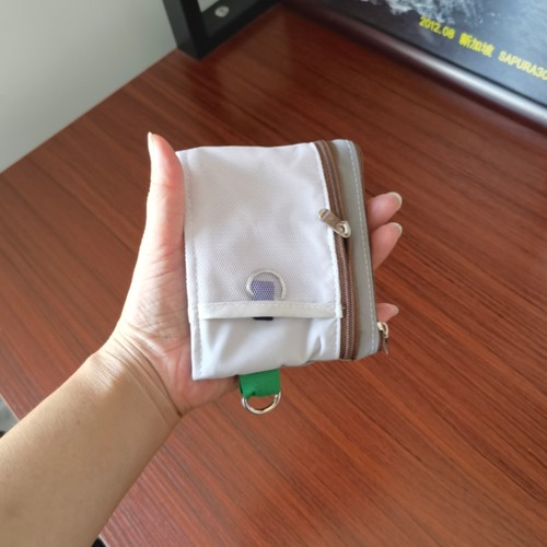 漠漠布语 时尚网格耳机包出行通勤零钱包 男女证件包卡包挂脖包