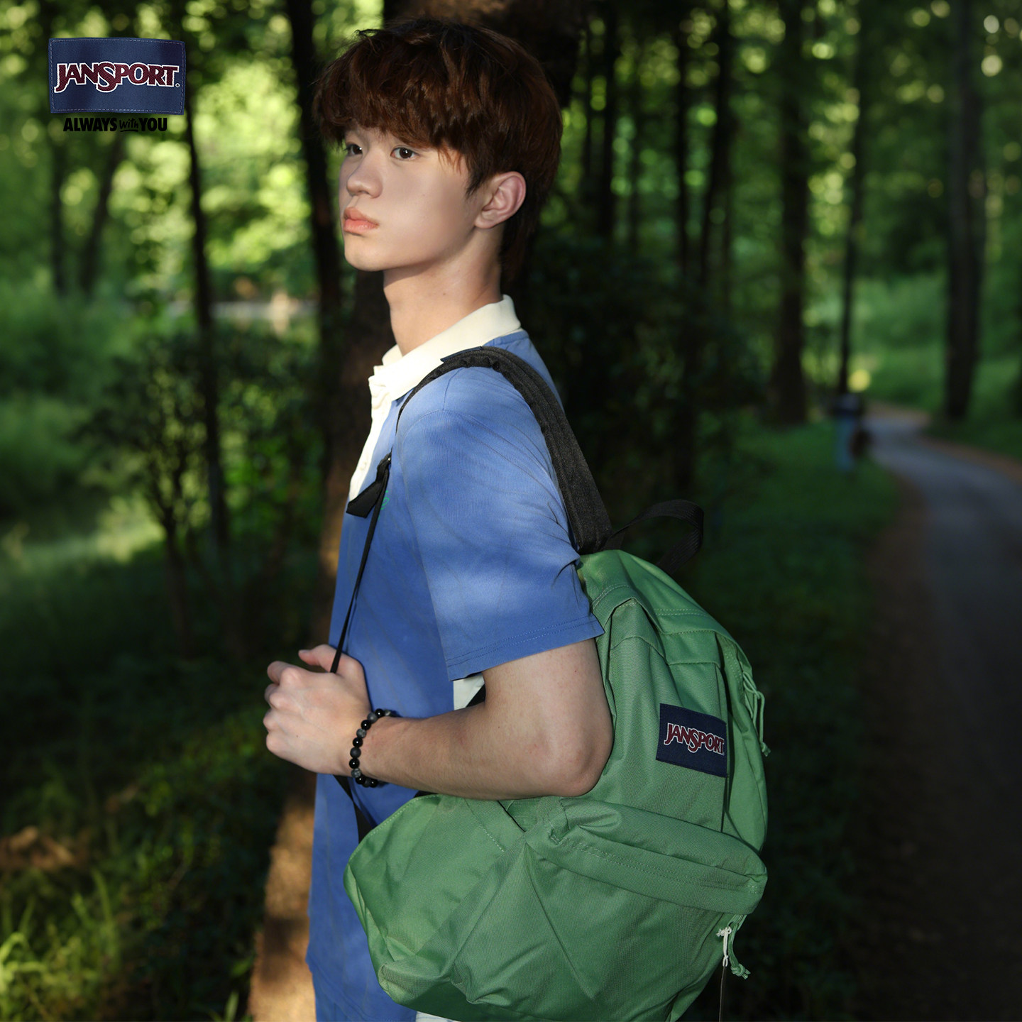 JanSport杰斯伯暗军绿橄榄绿男学生书包户外通勤电脑包双肩背包