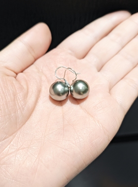 12m灰色施家珠圆球配s925纯银耳钩耳环
