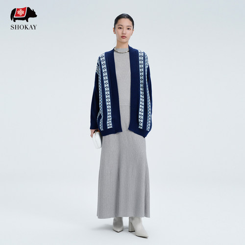 半高领细罗纹针织A字长裙连衣裙