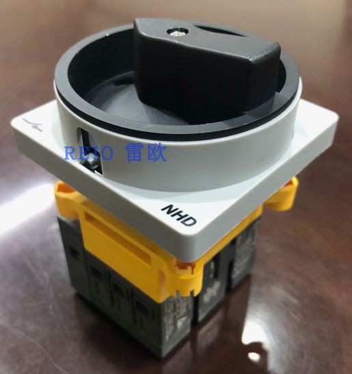 台湾贺电 隔离开关 电源开关 NDS-303P5P 3P 32A UL认证