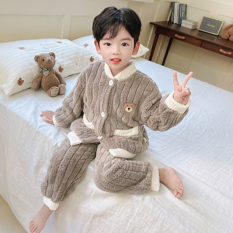 男童珊瑚绒睡衣秋冬款