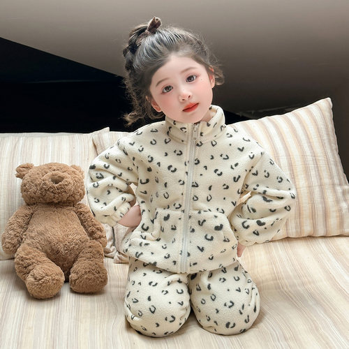 女童珊瑚绒睡衣套装保暖秋冬款