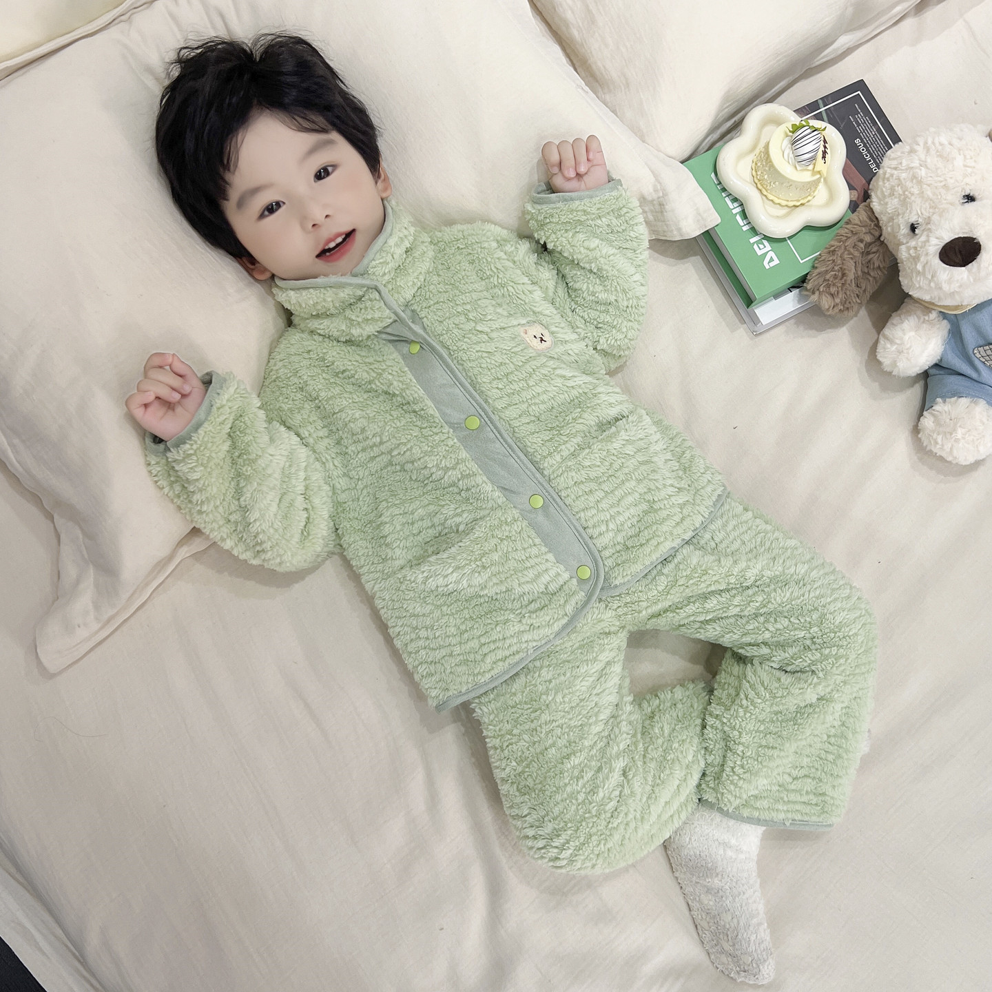 儿童珊瑚绒睡衣套装男童秋冬新款