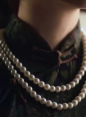 拍照摄影旗袍叠戴珍珠项链女