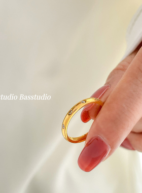 Basstudio日韩简约镶钻戒指女小众高级叠戴钛钢镀18K不掉色食指戒